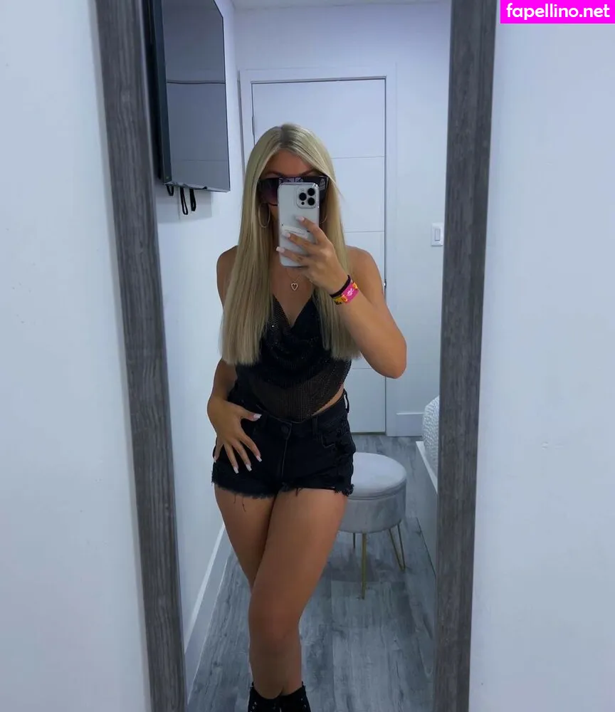 Lynda Alessandro, lyndalarson01, lyndalessandro Nude Leaked OnlyFans Photo #bNHMHNCffA