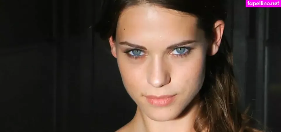 Lyndsy Fonseca OnlyFans Thumbnail #x7QQvlYYaw