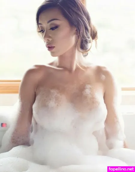 Lynn Chu OnlyFans Thumbnail #SGP8xkL3yt