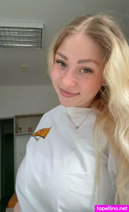 Lynnamberrr OnlyFans Thumbnail #H9LXiuMYFI