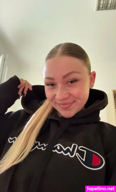 Lynnamberrr OnlyFans Thumbnail #YQVy1E1H7u