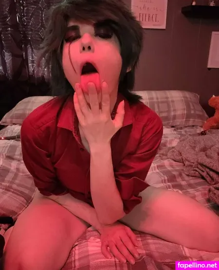 Lynnekittycosplay OnlyFans Thumbnail #3llW2KCrBY