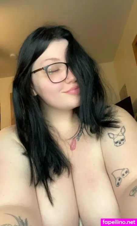 Lynngasm98 OnlyFans Thumbnail #r8yGL7bD6B