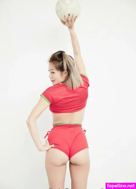 Lynnie Cai OnlyFans Thumbnail #eQRZObvOD3