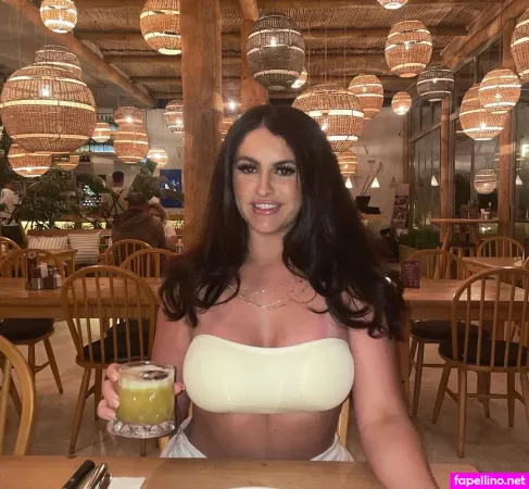 Lynsey B OnlyFans Thumbnail #MLcGFOOpTn