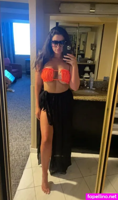 Lynsey B OnlyFans Thumbnail #dTYot3I37H