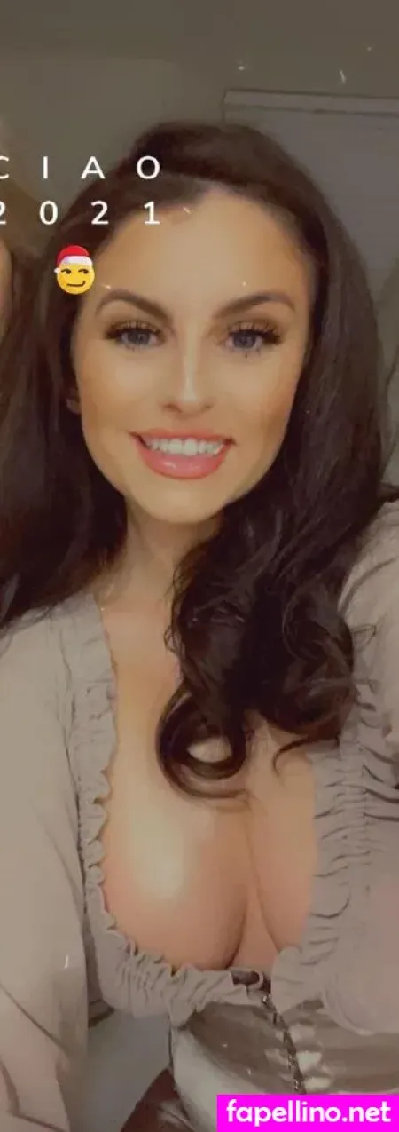 Lynsey B OnlyFans Thumbnail #uNLvLcriLF