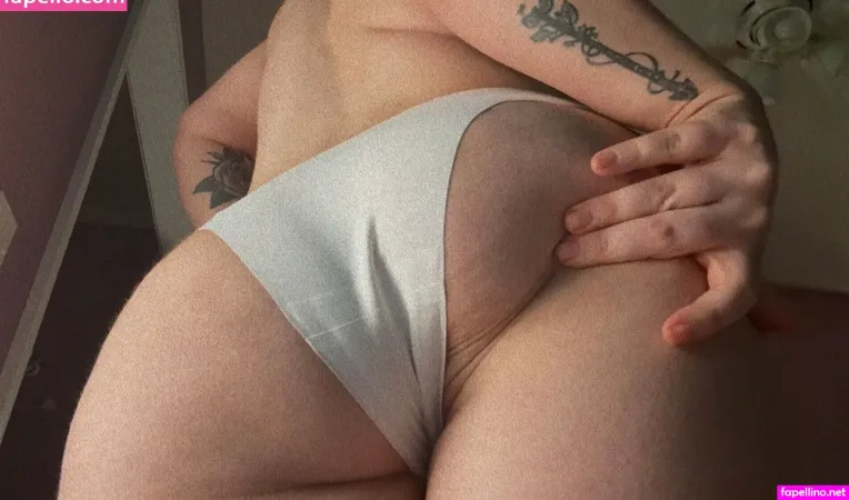 Lyrafaefree OnlyFans Thumbnail #eaUnI0e3HM
