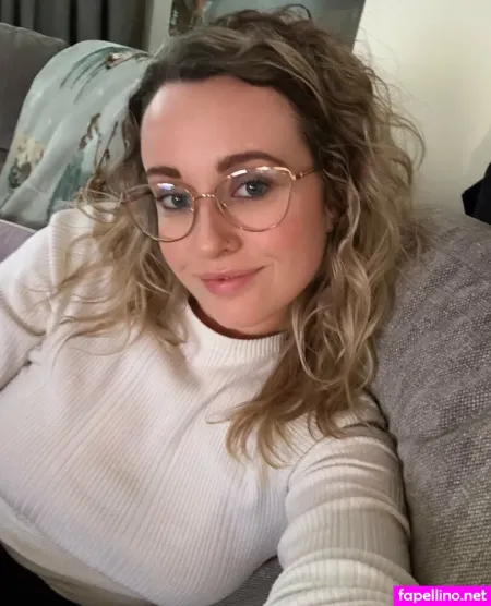 Lyragreyx Main Profile Photo