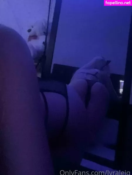 Lyraleiq OnlyFans Thumbnail #zYQWtO4Pxe