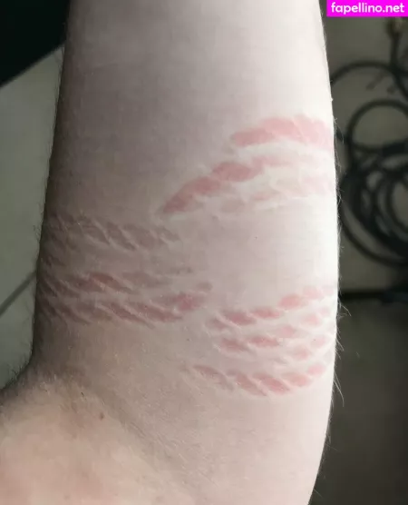 Lyralockhart OnlyFans Thumbnail #BnQEUB3ENW