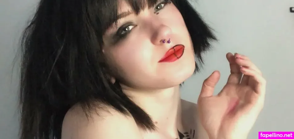 Lyraluv OnlyFans Thumbnail #YDvpxt3K7q