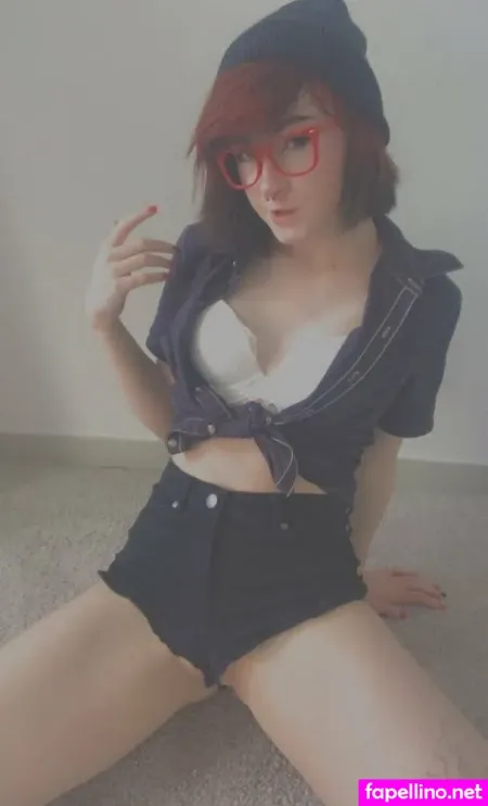 Lyraluv OnlyFans Thumbnail #srImlXU84b