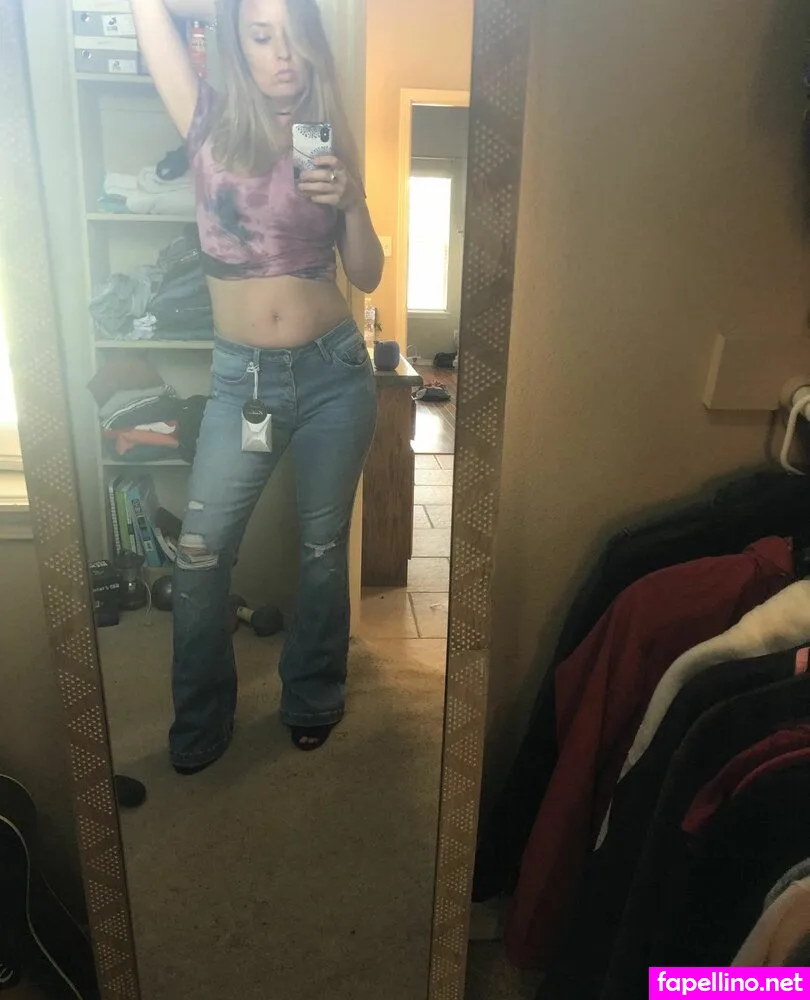 lyric_in_my_head, made_with_moxie_ Nude Leaked OnlyFans Photo #FBcHo0Doqb