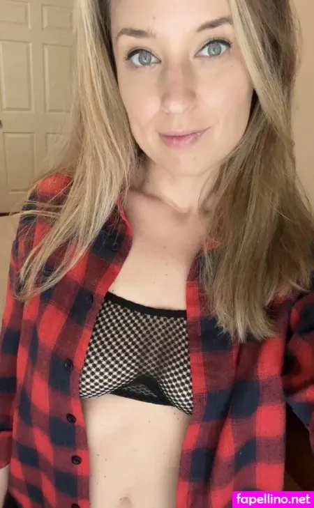 Lyric In My Head OnlyFans Thumbnail #nny8B5GuhG