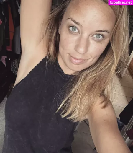 Lyric In My Hed OnlyFans Thumbnail #FIbCGiSXFP
