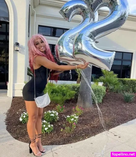 Lyric Swann OnlyFans Thumbnail #HkWY7PnKSK