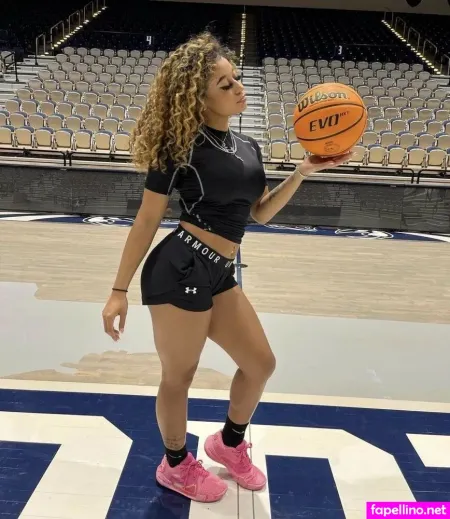 Lyric Swann OnlyFans Thumbnail #rITITAbWVd