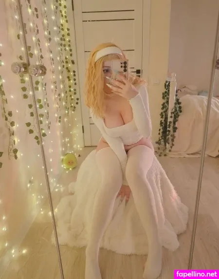 Lyrica OnlyFans Thumbnail #ZfsAVUFcPR