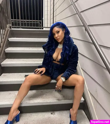 Lyricaanderson OnlyFans Thumbnail #WenFqrnZVi
