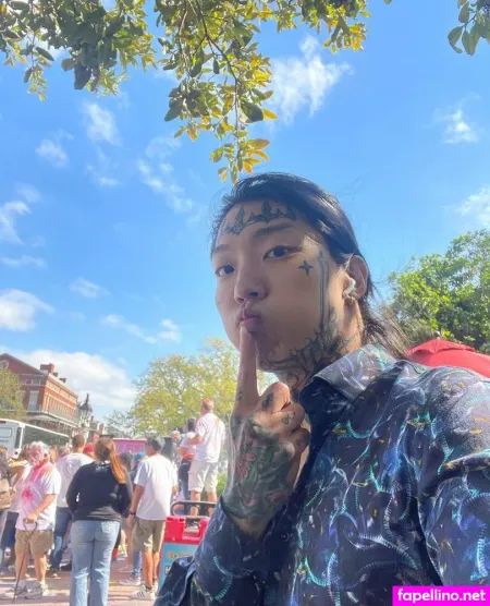 Lyricaleggroll1 OnlyFans Thumbnail #klb1rOwrcP
