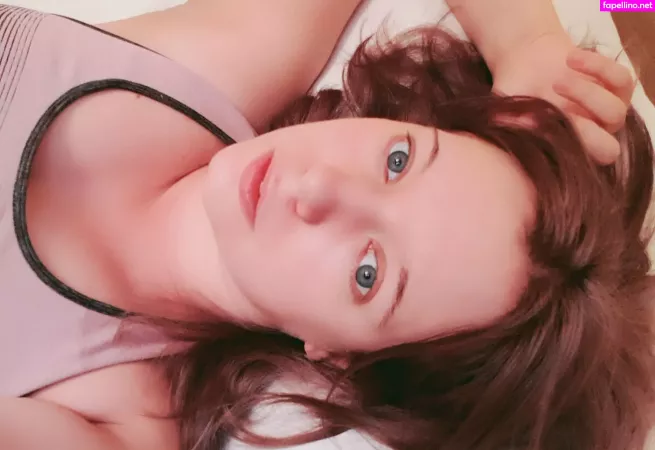 Lysande Gunaretta OnlyFans Thumbnail #rSUVNEd9e2