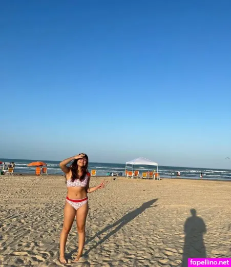 Lyssalevin OnlyFans Thumbnail #EJ0NDwF1iE