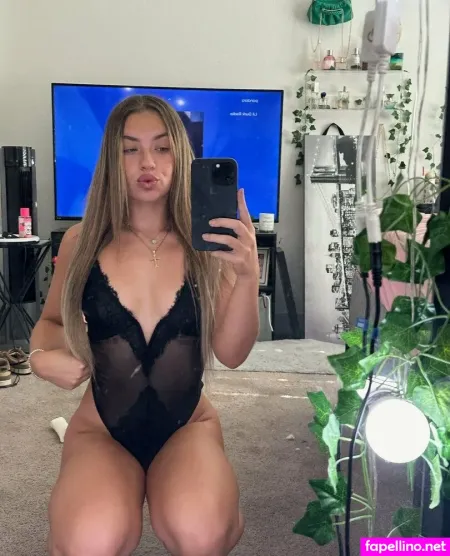 Lyssathebaby OnlyFans Thumbnail #w04OsGVD9l