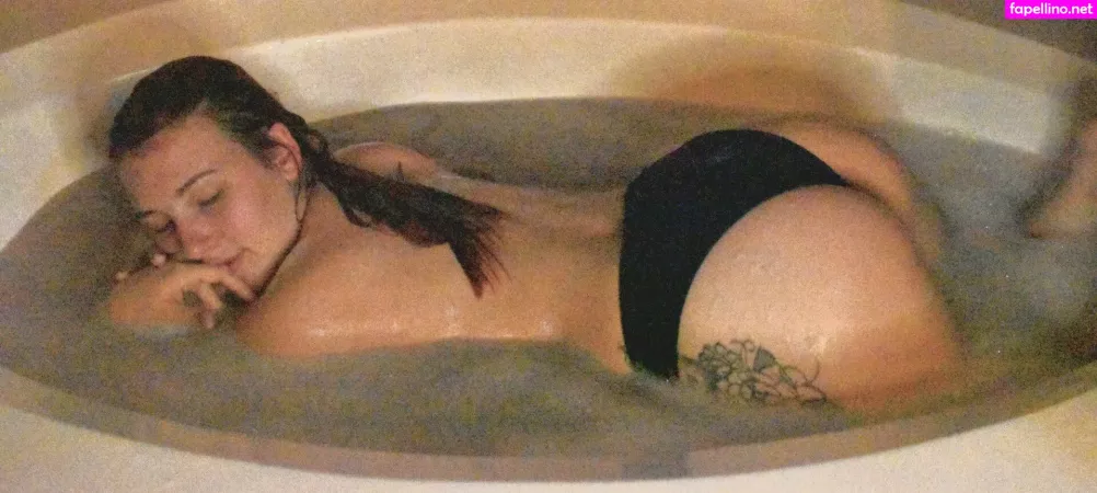 Lyssaugust OnlyFans Thumbnail #BcXG4dv57k