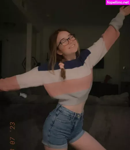 Lyssaurora OnlyFans Thumbnail #WhznZNl1Sf