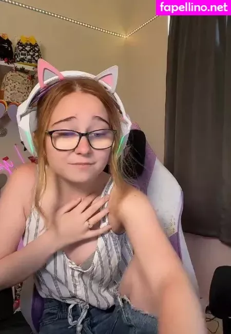 Lyssaurora OnlyFans Thumbnail #thQt6UrLtW