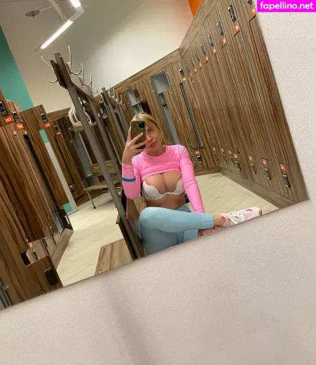 Lyubov Tomskaya OnlyFans Thumbnail #pvbsPzlGAY