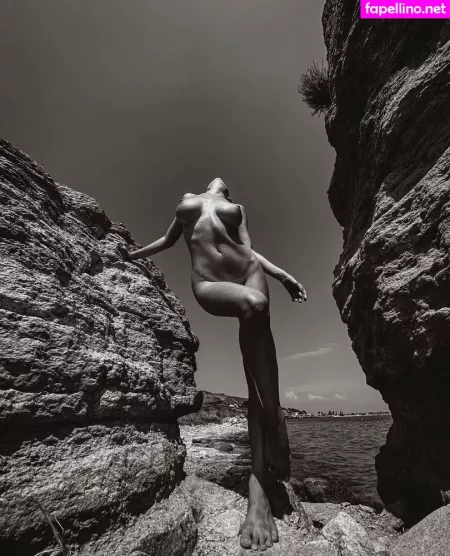 Lyubovvomne OnlyFans Thumbnail #7qh74DX4d8