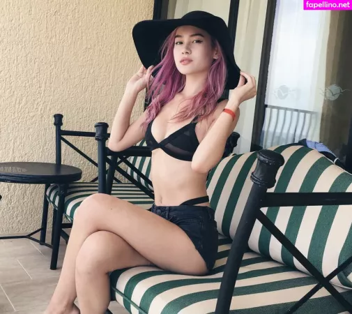 Lyvian Dao OnlyFans Thumbnail #Im03b1IjA6