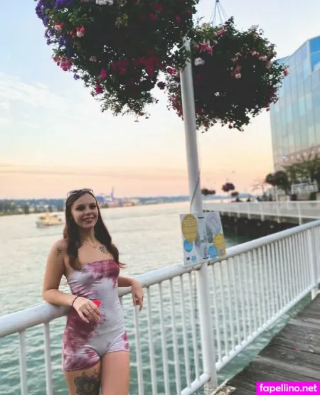 Lyylyy OnlyFans Thumbnail #w0mKUtSHlj