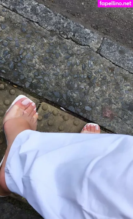 Lyz Feet OnlyFans Thumbnail #vDmhQfGxw3