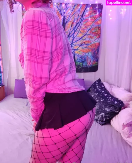 Lyzalittle OnlyFans Thumbnail #5LtWR0c1Z8