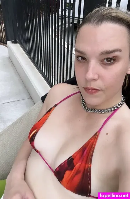Lzzy Hale OnlyFans Thumbnail #RRRPXEwOQs
