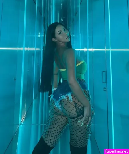 M 01 1107 OnlyFans Thumbnail #7Fv48t22UC