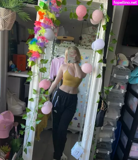 M Ae 3 1 OnlyFans Thumbnail #6jgrmow1wa