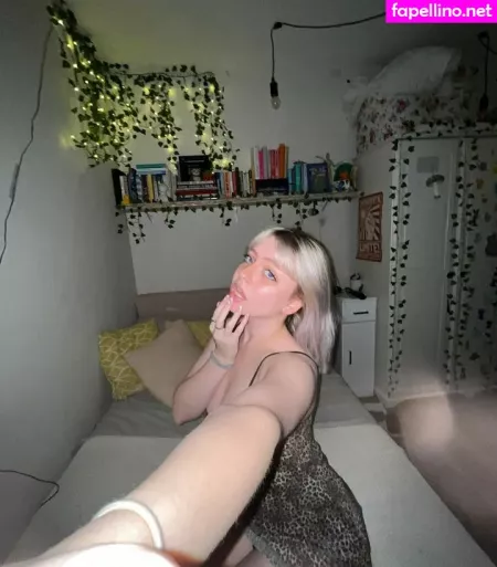 M Ae 3 1 OnlyFans Thumbnail #SzSWAXRlaD