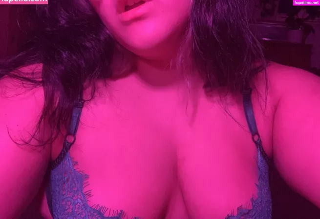 M Elise OnlyFans Thumbnail #t1KUKabnUD