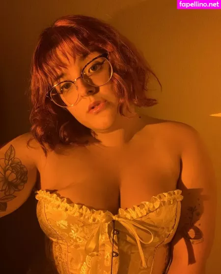 M Elise OnlyFans Thumbnail #t8PKHfJQGR