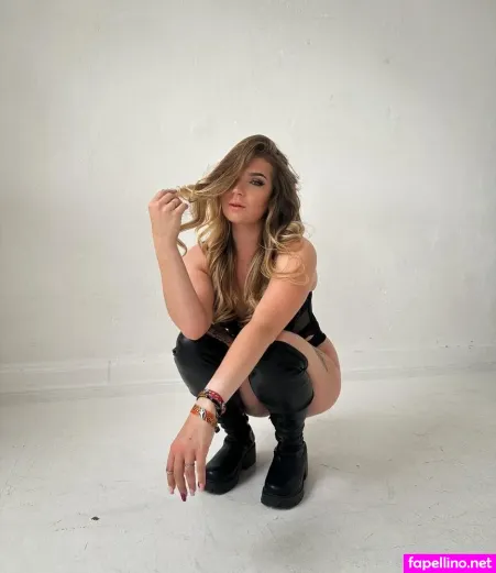 M Ellixx OnlyFans Thumbnail #5iHoHE3kN4