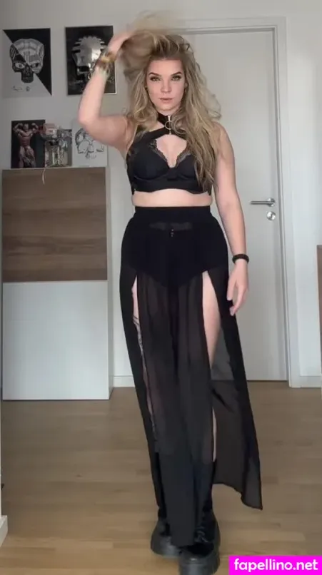 M Ellixx OnlyFans Thumbnail #epgpXvOEFM