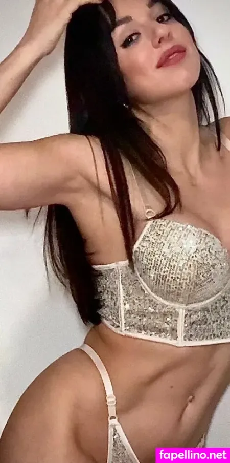 M I A Morena OnlyFans Thumbnail #UQT2x9KdWy