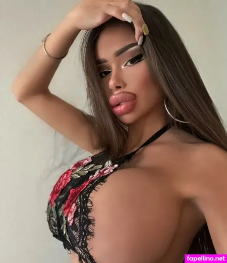 M Marielllll Musaeva OnlyFans Thumbnail #YakDjhKnWu