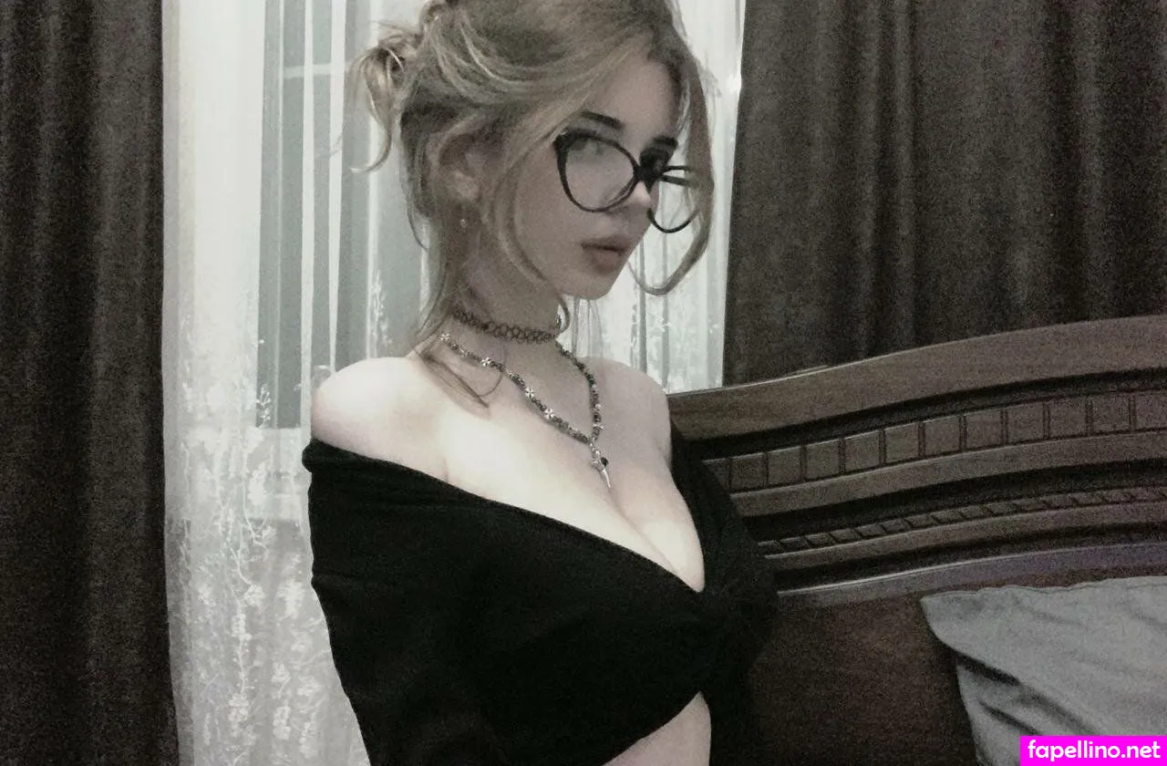 m.uselessbeauty Nude Leaked OnlyFans Photo #YabpuCJO2a