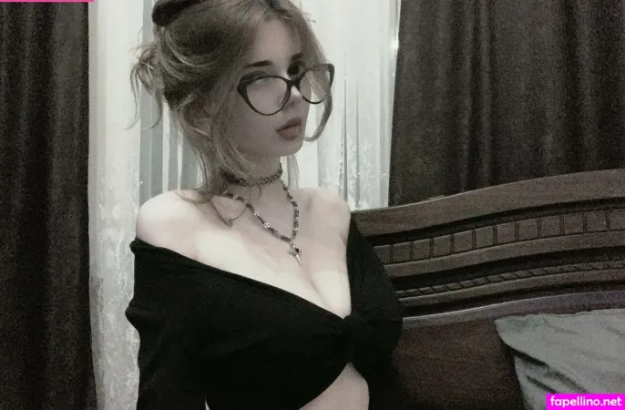 M Uselessbeauty OnlyFans Thumbnail #bb0QYgVPrn