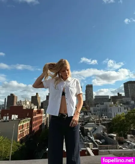 M00bie OnlyFans Thumbnail #VZ5mIdiyhM